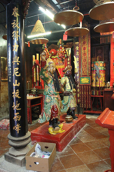 Гонконг, Остров Лантау, Храм Кхуань Тхай (Hong Kong, Lantau Island, Kwan Tai Temple)