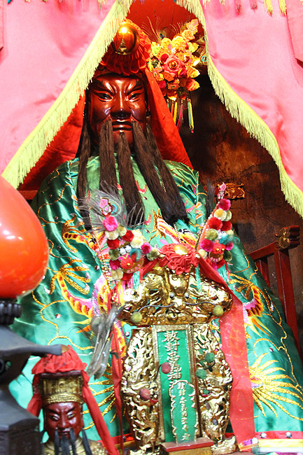 Гонконг, Остров Лантау, Храм Кхуань Тхай (Hong Kong, Lantau Island, Kwan Tai Temple)