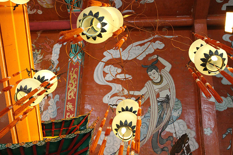 Гонконг, Остров Лантау, Зал Будды (Hong Kong, Lantau Island, Buddha Hall)