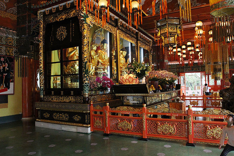 Гонконг, Остров Лантау, Зал Будды (Hong Kong, Lantau Island, Buddha Hall)