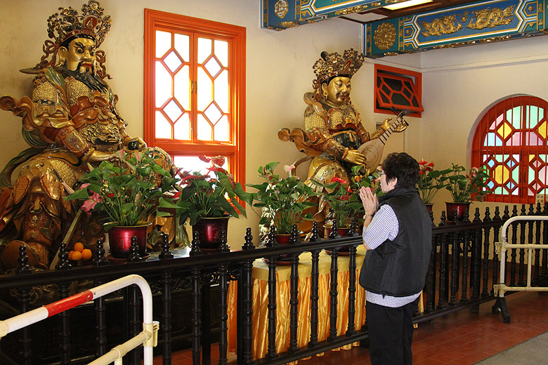 Гонконг, Остров Лантау, Храм Вэйто (Hong Kong, Lantau Island, Weito Temple)