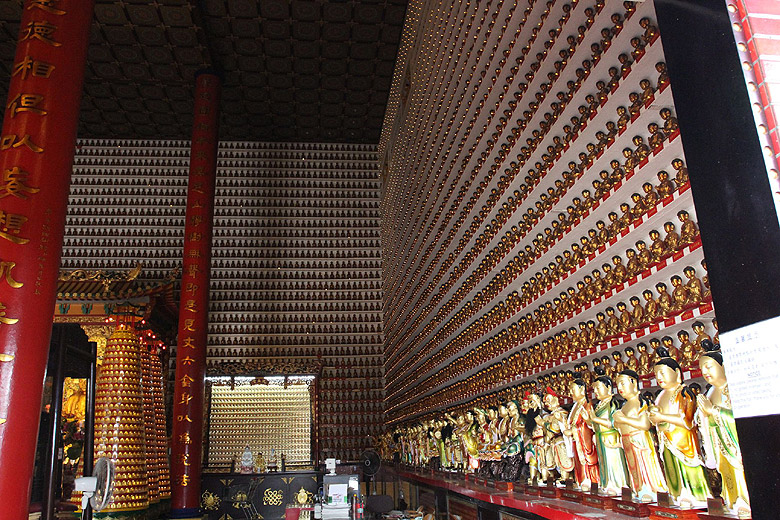 Гонконг, Шатинь, Монастырь Десяти Тысяч Будд (Hong Kong, Shatin, Ten Thousand Buddhas Monastery)