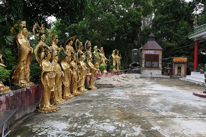 Гонконг, Шатинь, Монастырь Десяти Тысяч Будд (Hong Kong, Shatin, Ten Thousand Buddhas Monastery)