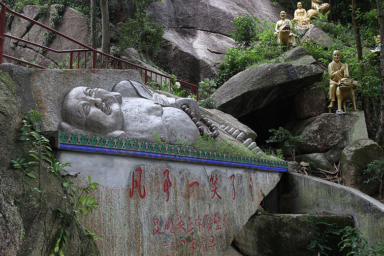 Гонконг, Шатинь, Монастырь Десяти Тысяч Будд (Hong Kong, Shatin, Ten Thousand Buddhas Monastery)