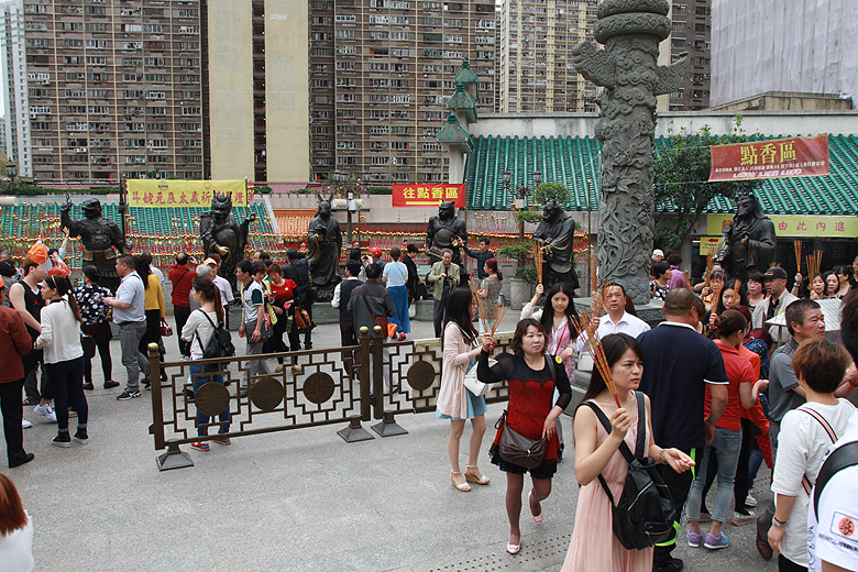 Гонконг, Храм Вон Тай Синь (Hong Kong, Wong Tai Sin Temple Museum)