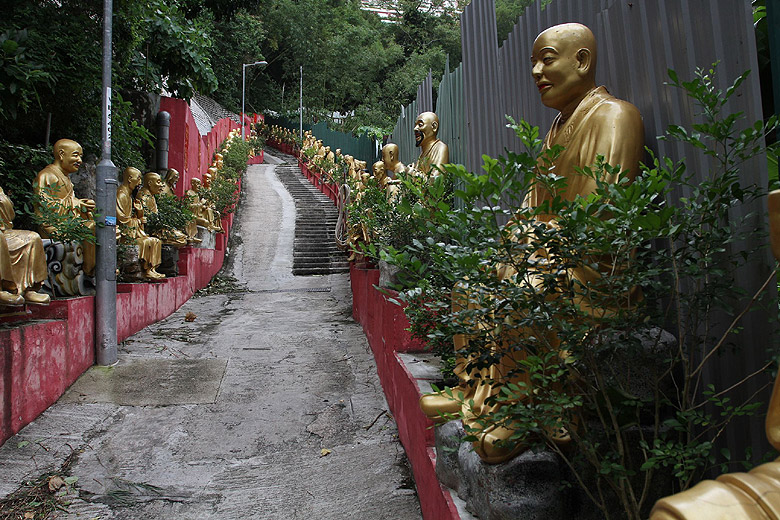 Гонконг, Шатинь, Монастырь Десяти Тысяч Будд (Hong Kong, Shatin, Ten Thousand Buddhas Monastery)