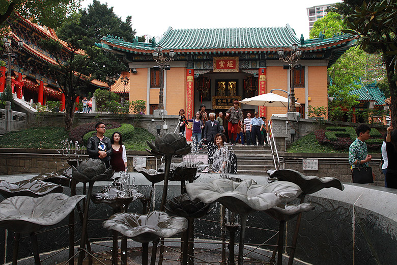 Гонконг, Храм Вон Тай Синь (Hong Kong, Wong Tai Sin Temple)