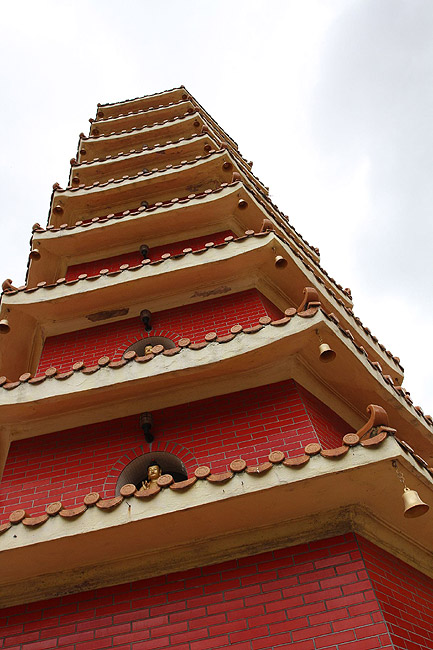 Гонконг, Шатинь, Монастырь Десяти Тысяч Будд (Hong Kong, Shatin, Ten Thousand Buddhas Monastery)