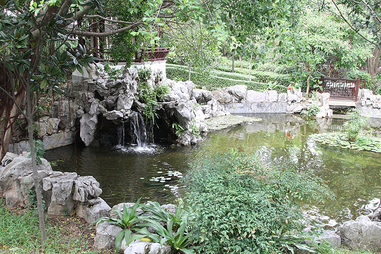 Гонконг, Парк города-крепости Коулун (Hong Kong, Kowloon Walled City Park)