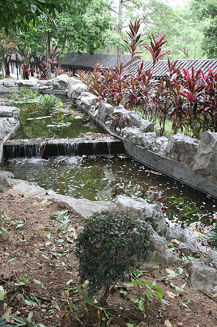 Гонконг, Парк города-крепости Коулун (Hong Kong, Kowloon Walled City Park)