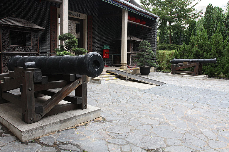 Гонконг, Парк города-крепости Коулун (Hong Kong, Kowloon Walled City Park)