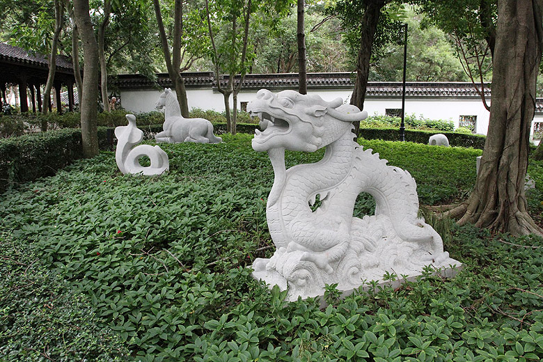 Гонконг, Парк города-крепости Коулун (Hong Kong, Kowloon Walled City Park)