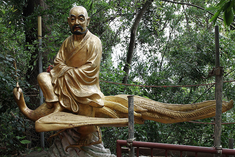 Гонконг, Шатинь, Монастырь Десяти Тысяч Будд (Hong Kong, Shatin, Ten Thousand Buddhas Monastery)