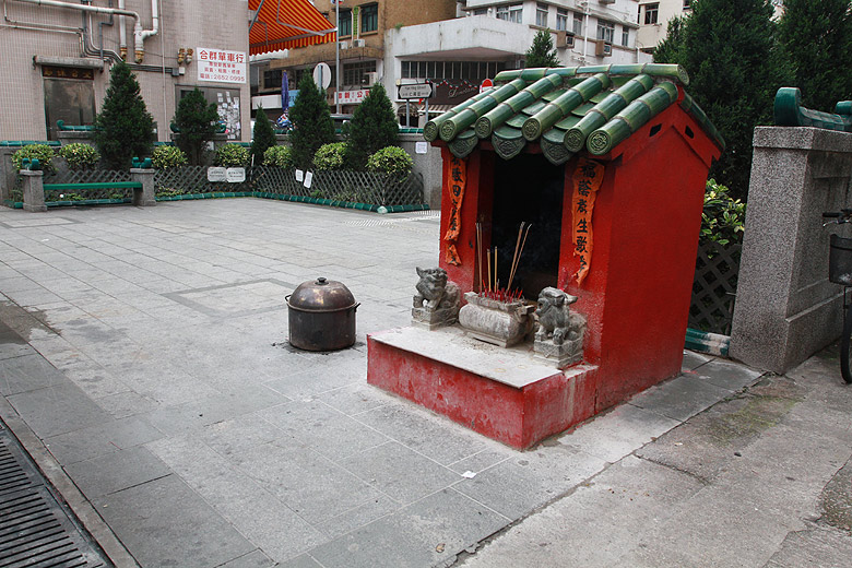 Гонконг, Тай По, Кумирня Бога Земли (Hong Kong, Tai Po, Town Earth God Shrine)