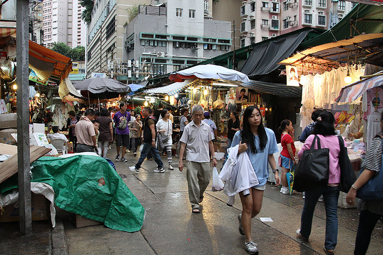 Гонконг, Ван Чай, Рынки в районе Cross Street и Tai Yuen Street (Hong Kong, Wan Chai, Cross Street and Tai Yuen Street Markets)