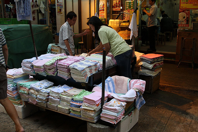 Гонконг, Ван Чай, Рынки в районе Cross Street и Tai Yuen Street (Hong Kong, Wan Chai, Cross Street and Tai Yuen Street Markets)