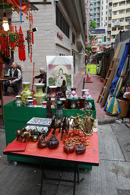 Гонконг, Ван Чай, Рынки в районе Cross Street и Tai Yuen Street (Hong Kong, Wan Chai, Cross Street and Tai Yuen Street Markets)