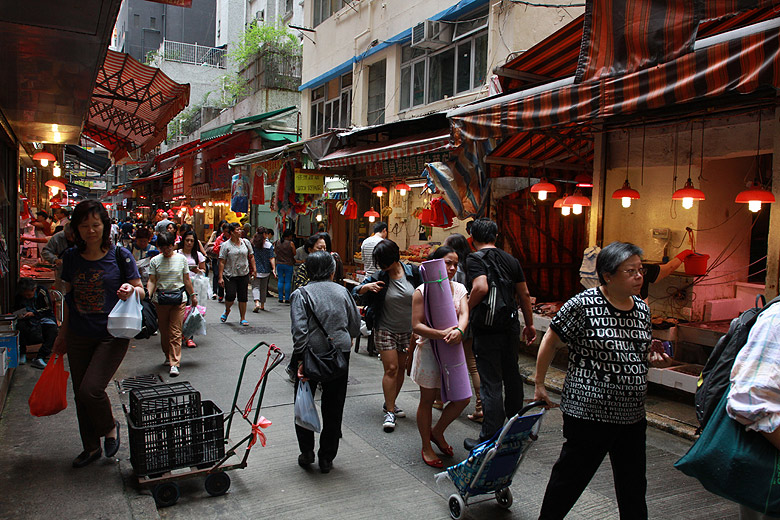 Гонконг, Ван Чай, Рынки в районе Cross Street и Tai Yuen Street (Hong Kong, Wan Chai, Cross Street and Tai Yuen Street Markets)