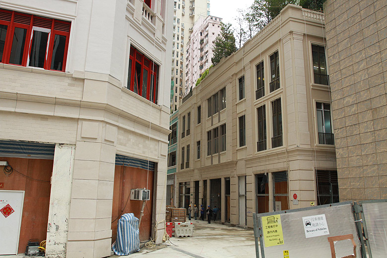 Гонконг, Ван Чай, Строительство Свадебного Города на Lee Tung Street (Hong Kong, Wan Chai, Construction of the Wedding City at Lee Tung Street)