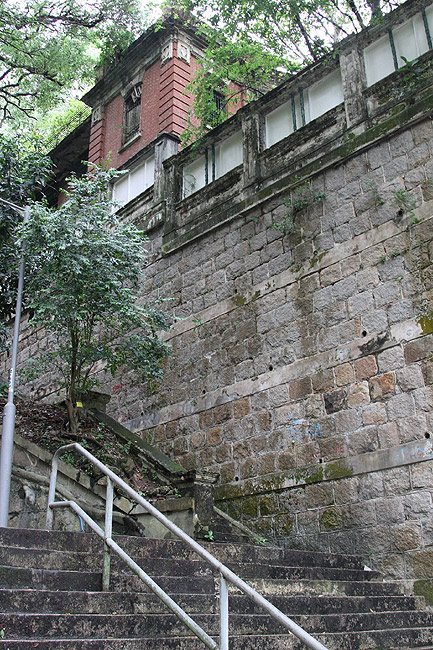 Гонконг, Ван Чай, Терраса Нам Ку (Hong Kong, Wan Chai, Nam Koo Terrace)